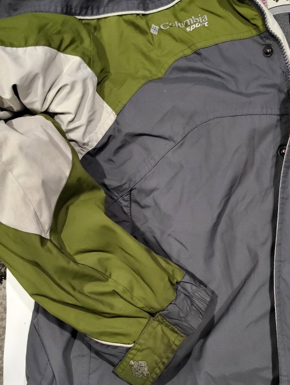 Columbia Men's Gray & Olive Hooded Vertex Winter Coat - Picture 4 of 9